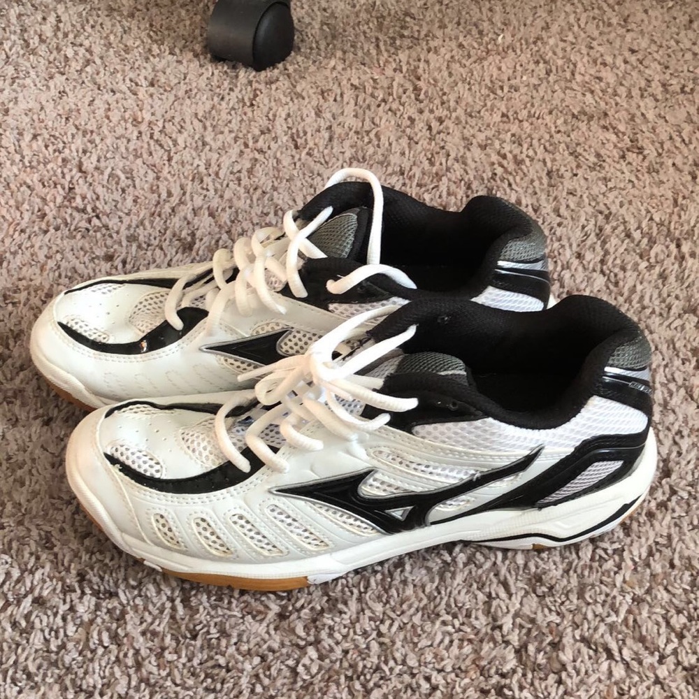 Mizuno Volleyball Shoes